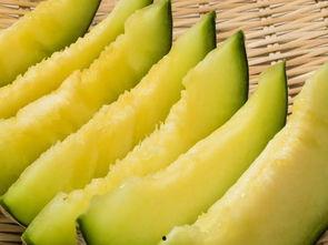 吃同事瓜,揭秘同事间的“甜蜜”瓜料